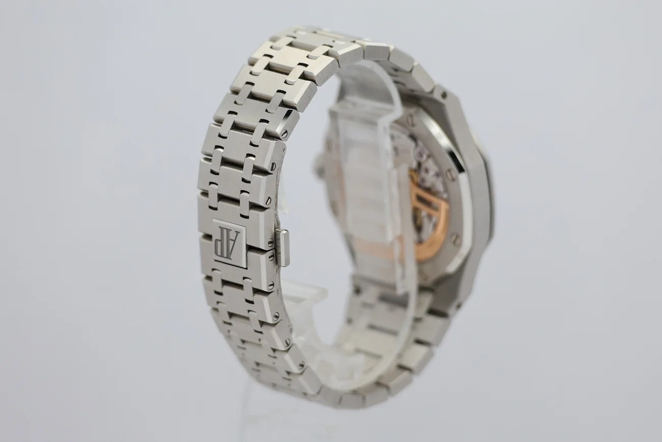 Men’s Quartz Watch – Sleek, Minimalist Design with Stainless Steel Strap