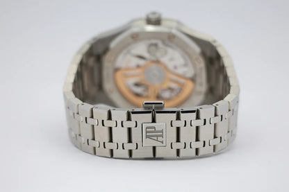 Men’s Quartz Watch – Sleek, Minimalist Design with Stainless Steel Strap